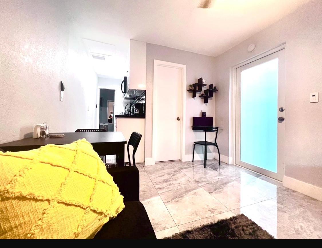Little Gables Studio-Your Miami Escape-10Min Airport Ngoại thất bức ảnh